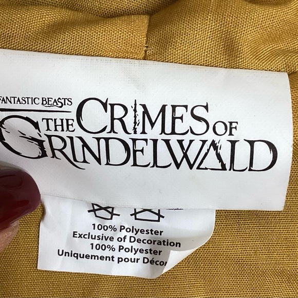 1920s Hogwarts Hufflepuff Blue Robe with Black Accents Adult OS - Picture 15 of 16